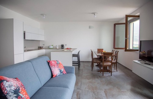 Lezzeno Apartment | C0-e569-lbag97b2 - Dream Lake Apartment 2