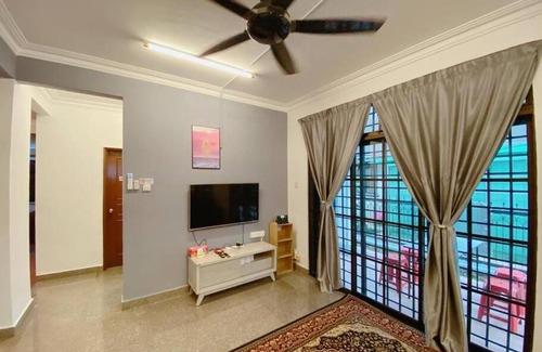 Taman Rinting House | C01 HomeStay in Rinting Village