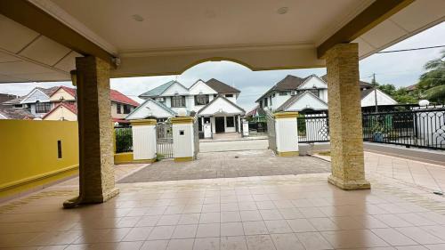 Taman Rinting House | C03 Golden Rinting Homestay 2 Story Semi D House