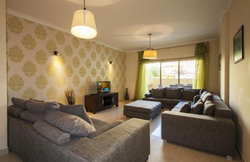 Lagos Apartment | C15 - The Patio do Convento Apartment