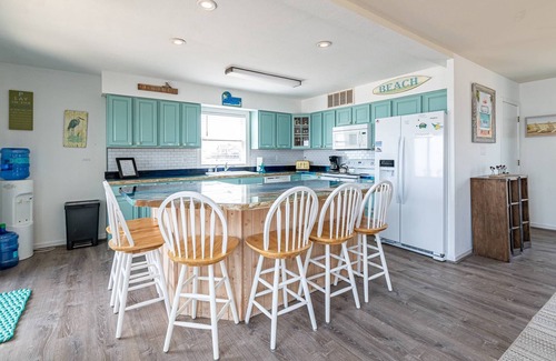 Corolla House | C9009 Rankin. 4x4 Beach, Oceanfront, Awesome Views, No Pet Fee!