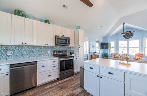 Carova Beach House | C9431 Sea Stars. Canalfront, 4X4 Area, Boat Ramp, Dock!