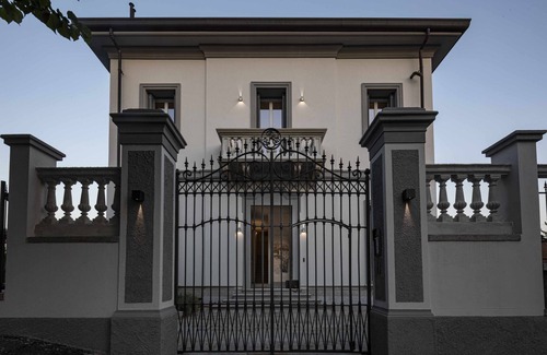 Gavirate Apartment | CA ’DEL RE’ SCARTOZZ Riva dei Bruti