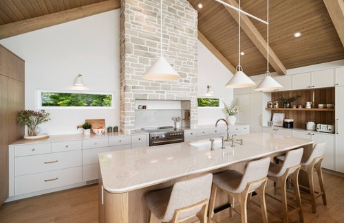 Petite-Riviere-Saint-Francois House | Chalet Rouge Charlevoix