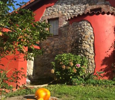 Alava House | Ca Rifo, casa rural en Asturias, puerta de Somiedo a orillas del río Narcea