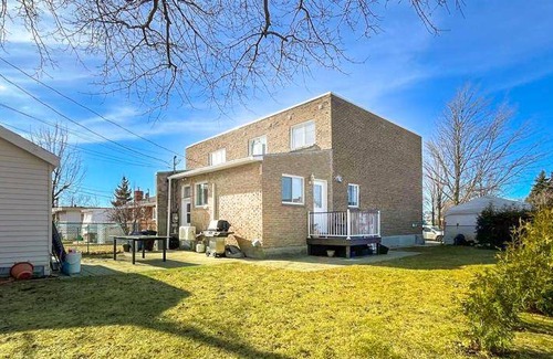 Pointe-aux-Trembles House | 30 m² House ∙ 3 bedrooms ∙ 5 guests