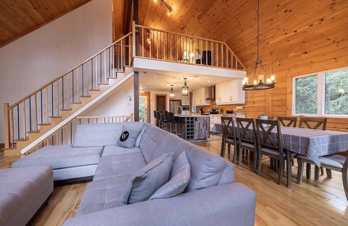 Sainte-Marguerite-du-Lac-Masson Ski Chalet | Access to Lake Walfred - Spa - Monsoon Club