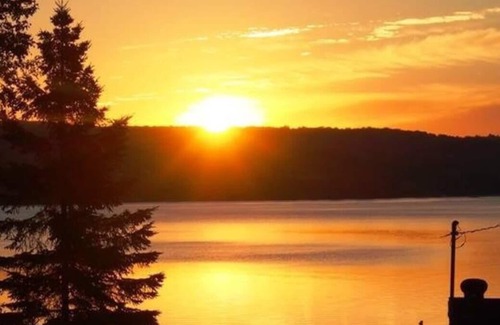 Unorganized Centre Parry Sound House | COZY COMMANDA MAPLE HILL LODGE