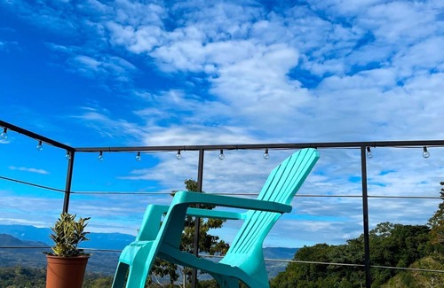 Pacuare Reserve Cabin | Cabaña Alto Luciérnaga