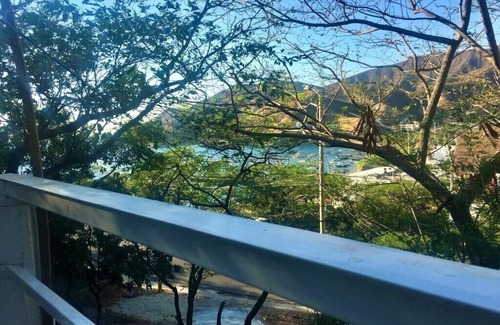 Taganga House | Cabaña amoblada a 2 minutos de la playa