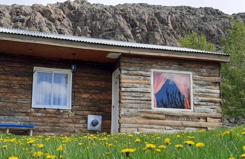 El Chalten Cabin | Cabaña con Maravillosa Vista a las Montañas Ideal Para Parejas