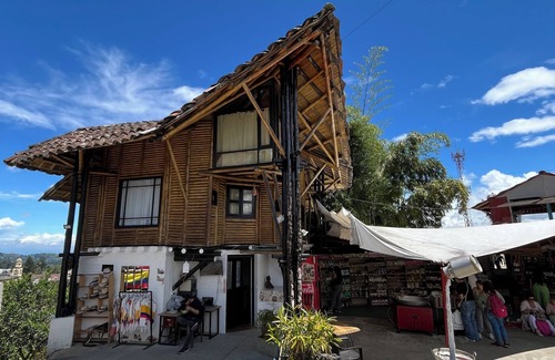 Salento House | CABAÑA EN BAMBU CON ESPECTACULAR VISTA A SALENTO