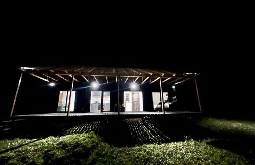 Coyhaique House | Cabaña entre alamos