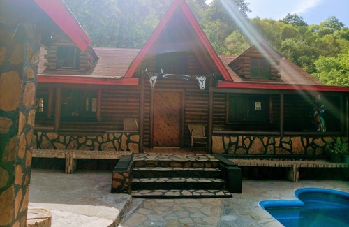 Santiago Cabin | Cabaña la Doña a 5 min de Cola de Caballo en Santiago NL