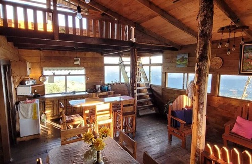 Pacuare Reserve Cabin | Cabaña Rústica Rodeada de Naturaleza