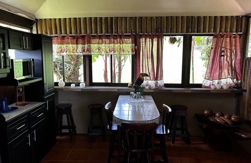 Alajuela Villa | Cabaña Rodeada de Naturaleza en Tambor de Alajuela