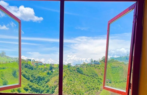 Manizales Cabin | Cabaña Romántica con Espectaculares Paisajes a 7 Minutos de la Ciudad