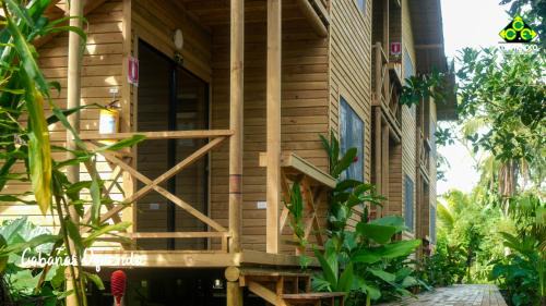 Nuqui Hotel | Cabañas Oquendo