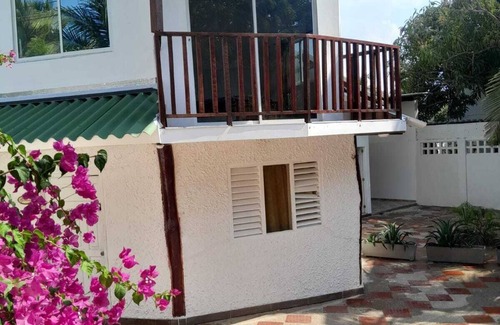 Santa Veronica Ski Chalet | Cabañita near Patio Español beach "ideal for uncomplicated travelers".