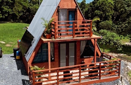 Lares Cabin | Cabaña 787nScape from reality in a cozy cabinnsteps to a geological place.