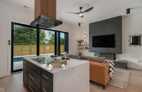 Kitty Hawk House | Cabana Capri | Private Heated Pool Sauna Hot Tub Home Gym Luxe Retreat