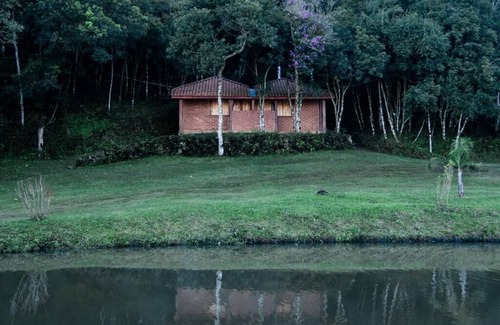 Senador Amaral Cabin | Cabana do lago 1 - an exclusive cabin in the woods next to the lake