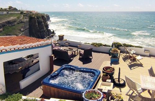 Azenhas do Mar House | Cabana do Mar- Unique villa over the ocean- NEW