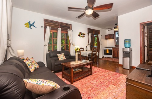 Antoneys Cay Cottage | Cabana ON THE BEACH - Sandy Bay