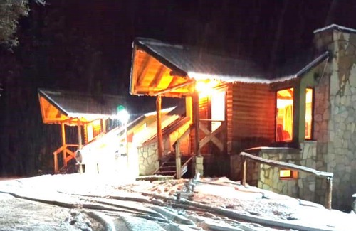 Villa Pehuenia Ski Chalet | Cabañas Almendra