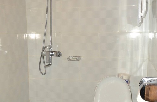 Kribi Cabin | Cabane a Noé-Cabana-Superior-Ensuite