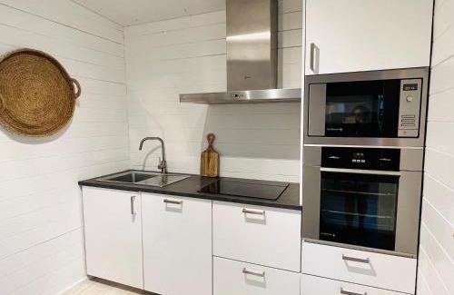 Saintes-Maries-de-la-Mer Apartment | Cabane le Flamant avec jardin, piscine et parking