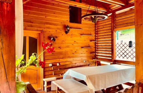 Gura Suhasului Ski Chalet | Cabanuta de sub deal