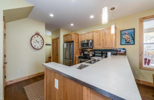 Chelan House | Cabernet Cottage & Carriage House #8CH