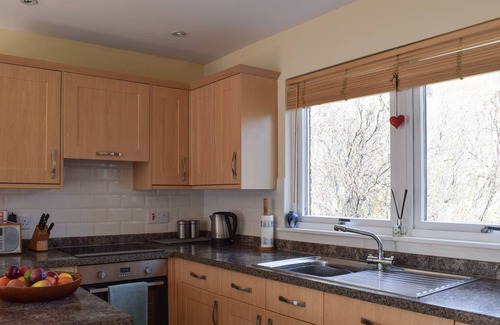 St Fillans Cottage | Cabin ∙ 1 bedroom ∙ 2 guests