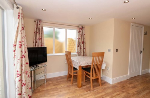 Chillington Cottage | Cabin ∙ 1 bedroom ∙ 2 guests