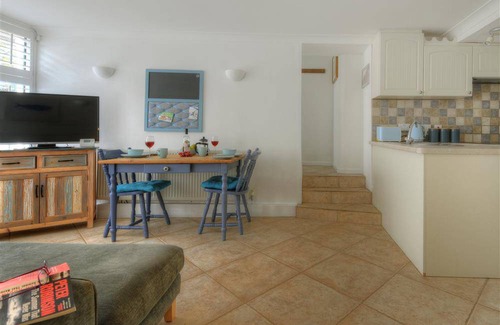 Charmouth Cottage | Cabin ∙ 1 bedroom ∙ 2 guests