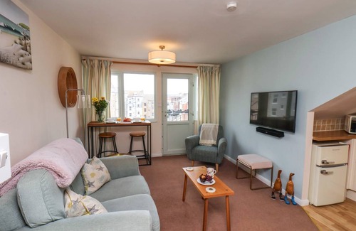 West Cliff Cottage | Cabin ∙ 1 bedroom ∙ 2 guests