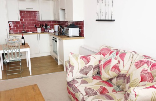 Tenby Cottage | Cabin ∙ 1 bedroom ∙ 4 guests