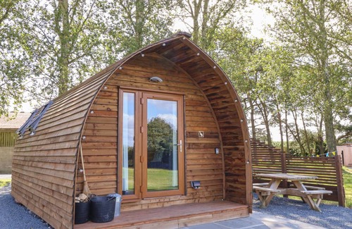 Driffield Cottage | Cabin ∙ 1 bedroom ∙ 4 guests