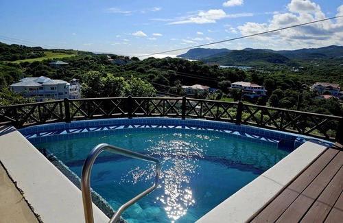 Cap Estate Cottage | Cabin ∙ 1 bedroom ∙ 2 guests