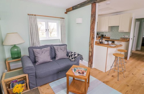 Napton-on-the-Hill Cottage | Cabin ∙ 1 bedroom ∙ 2 guests