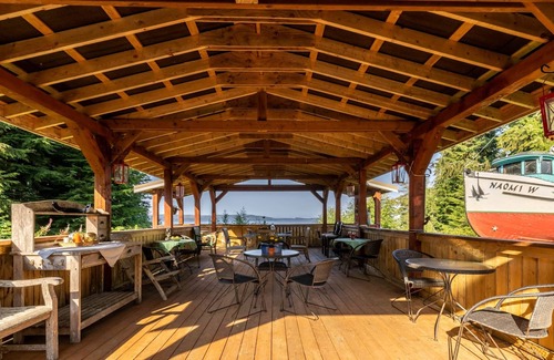 Alert Bay Cabin | {Cabin 1} The Cabins at Alert Bay