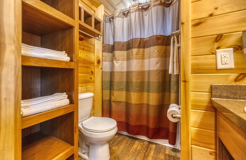 Dickerson Run Cabin | Cabin 11 - Beautiful cabin with a queen, full and twin bed. Great for days outdoors and nights in.