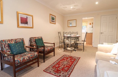 Charmouth Cottage | Cabin ∙ 2 bedrooms ∙ 4 guests