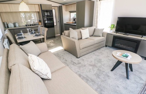 Hasguard Cross Cottage | Cabin ∙ 2 bedrooms ∙ 4 guests