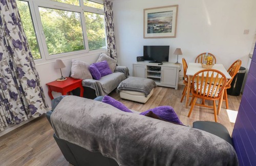 Nolton Cottage | Cabin ∙ 2 bedrooms ∙ 4 guests