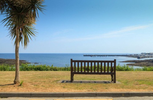 Port Saint Mary Cottage | Cabin ∙ 2 bedrooms ∙ 3 guests