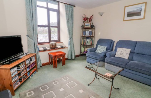 Langcliffe Cottage | Cabin ∙ 2 bedrooms ∙ 3 guests