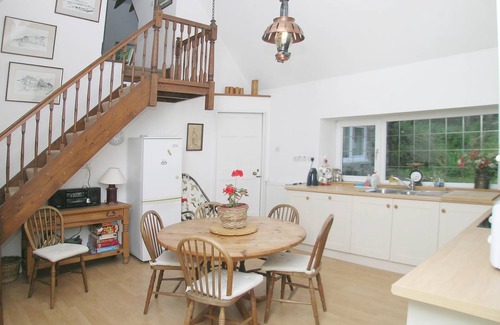 Colvend Cottage | Cabin ∙ 2 bedrooms ∙ 4 guests