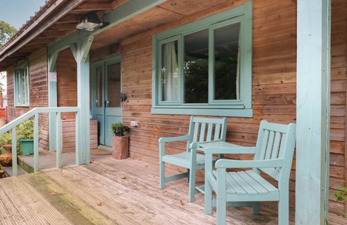 Cosheston Cottage | Cabin ∙ 2 bedrooms ∙ 4 guests